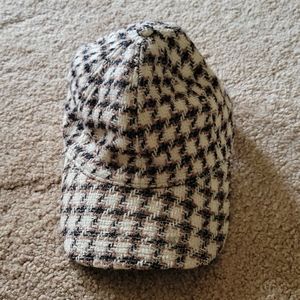 J. Crew wool houndstooth hat black cream tan
